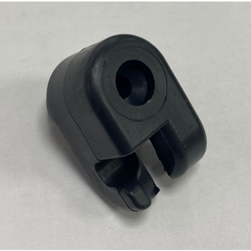 Изолятор на стойку деревянную под саморез